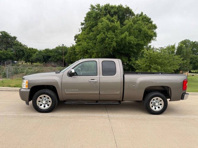 chevrolet silverado 1500 2011 1GCRCSEA9BZ312151 image chevrolet silverado 1500 2011 1GCRCSEA9BZ312151 image